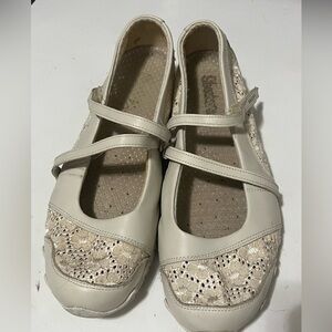 Skechers Active Bikers Luxe Off White Lace Z Strap Mary Jane Shoes Women's 9.5